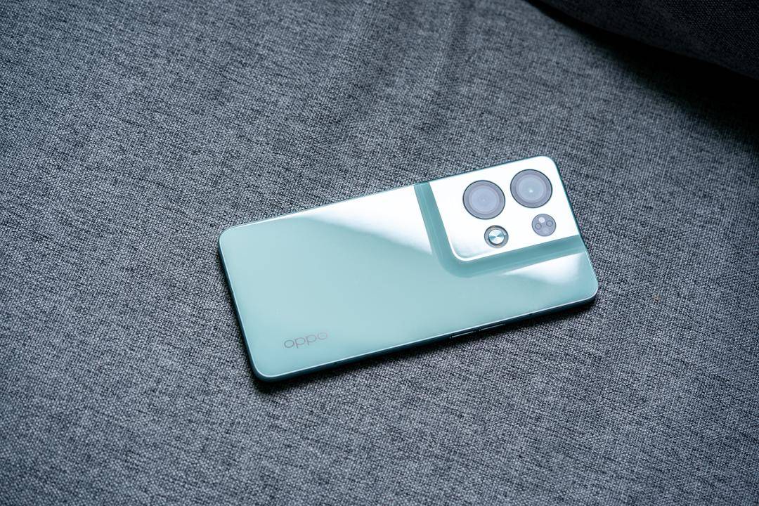 原創opporeno8pro上手當reno也用上自研芯片