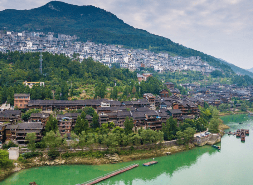 重庆的第一历史文化名镇，距今有1800多年历史，是重要的水陆码头
