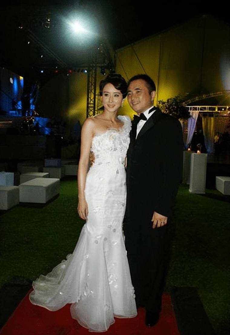 原创胡静婆家十几口人吃住在一起家婆生活很节约做慈善从不犹豫