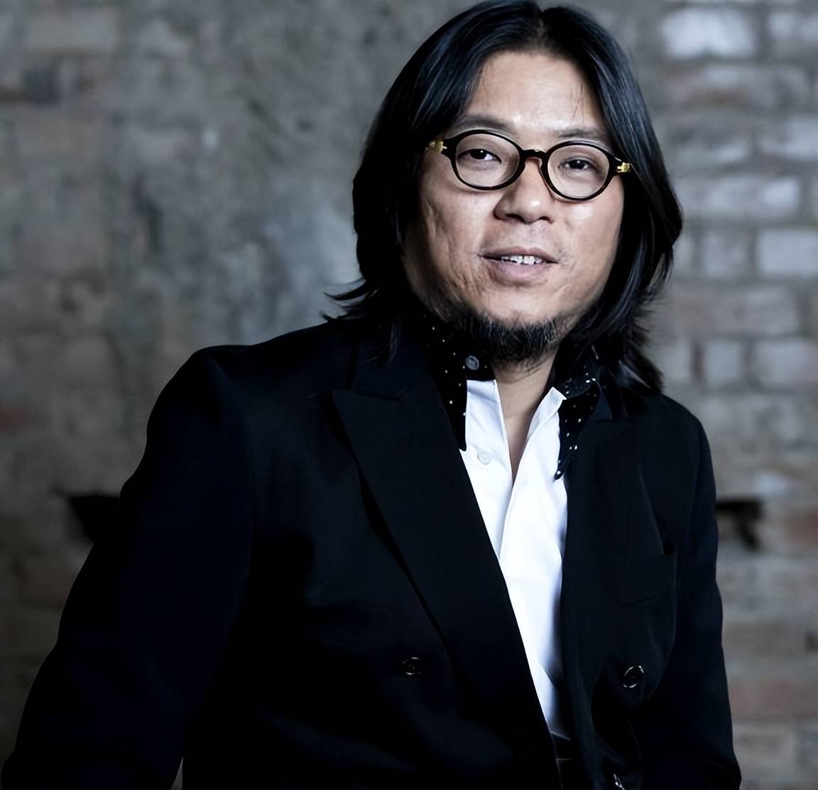 原创高晓松悼念歌手沈庆他曾是民谣圈的话事人成就了我们所有人