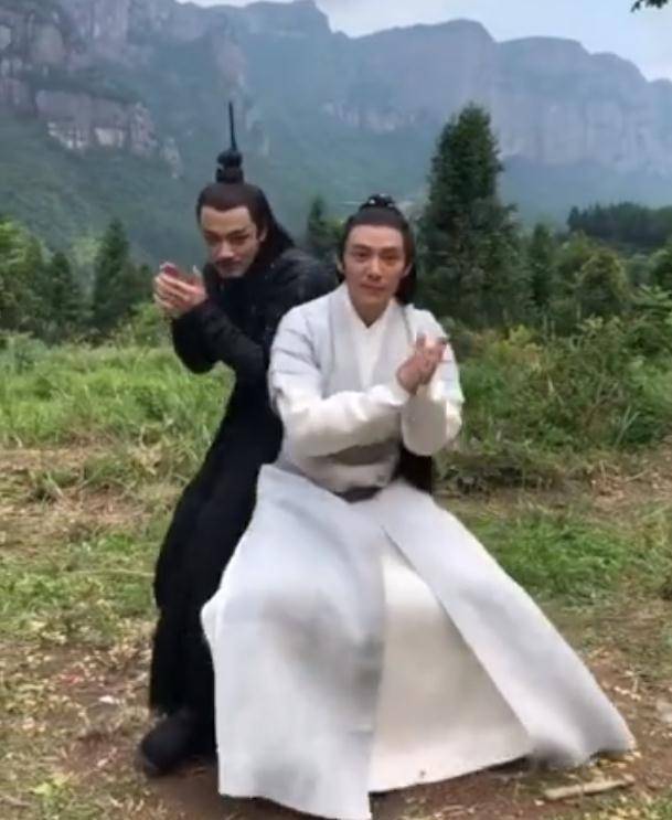 《宸汐缘》不管倪妮张震各种经营奈何剧不火，只因百花齐放没流量