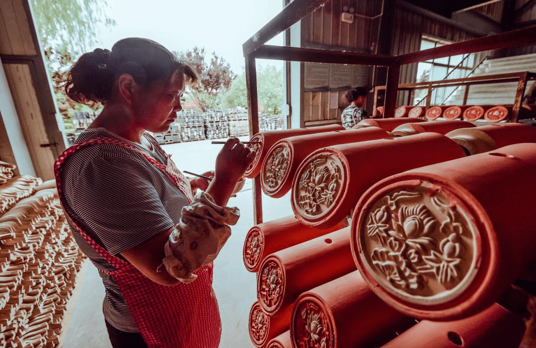 山东手造圣城有礼曲阜琉璃瓦满溢中国风