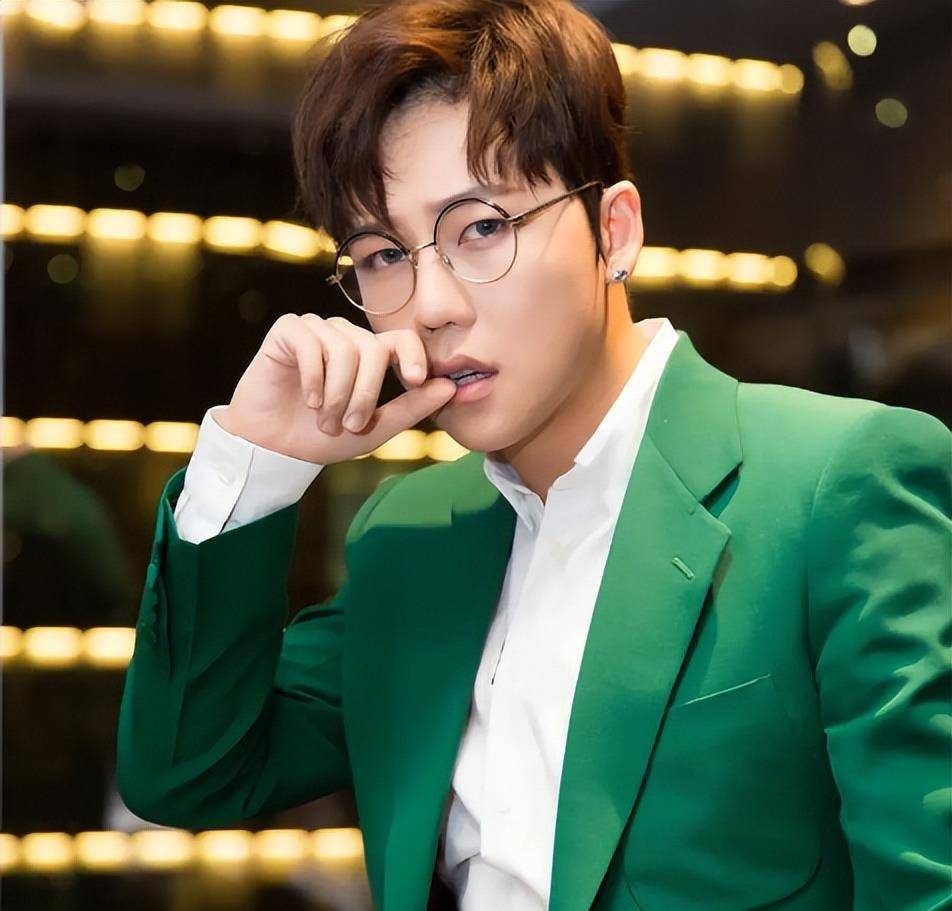 刘维:十年追梦路坎坷,被吐槽是"娘娘腔",为照顾癌症母亲退圈_梦想_儿