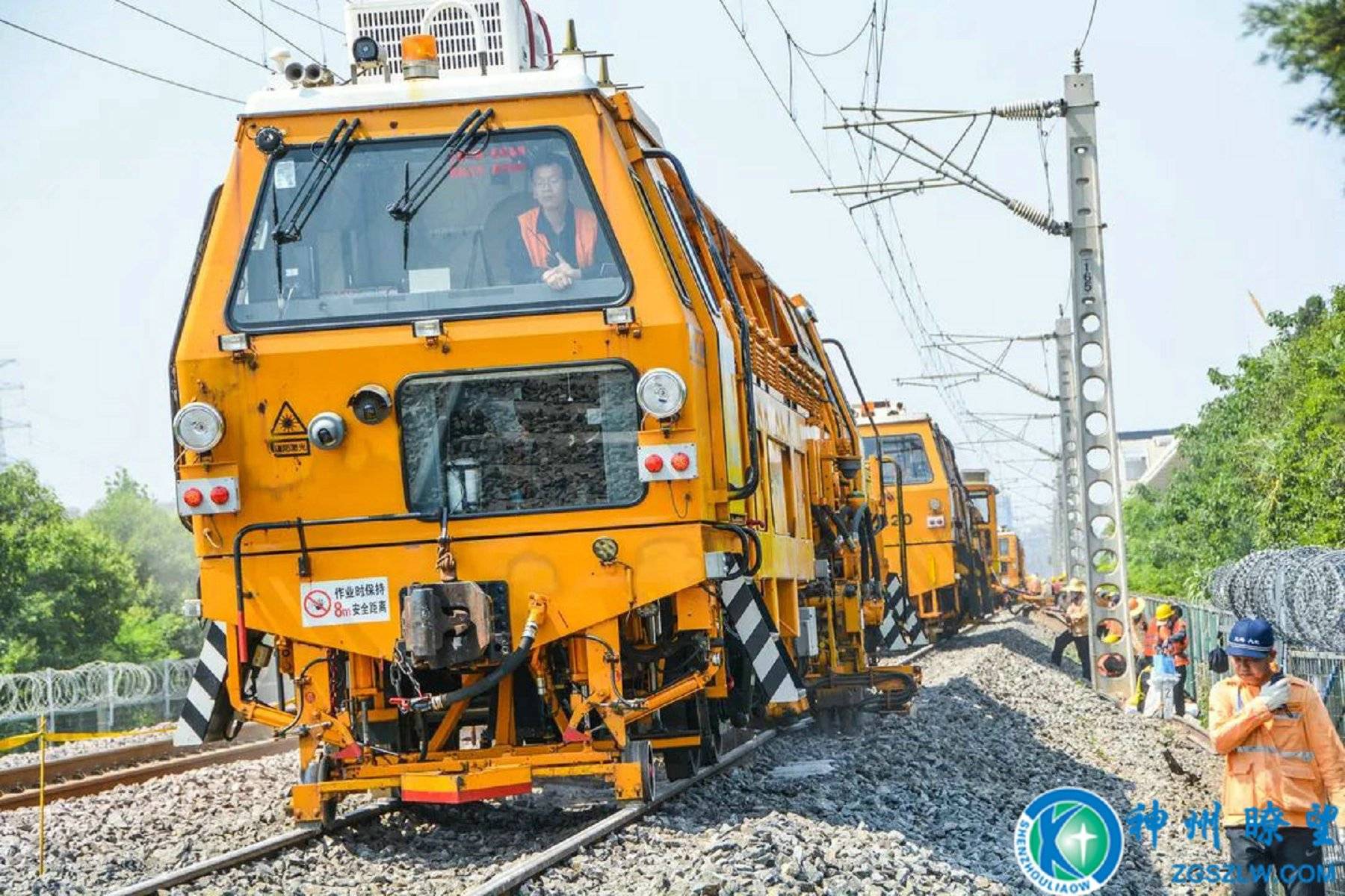 原创中国铁路阜阳工务段京九线集中修施工按下启动键