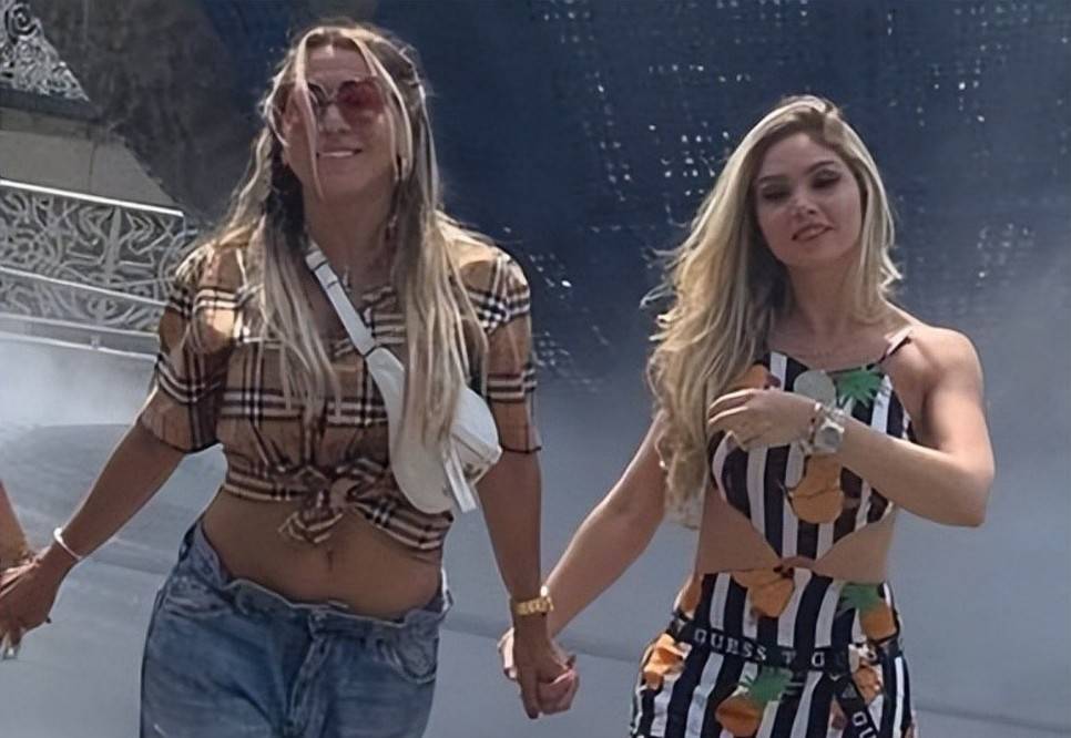 从中超赚走6亿,和小女友结婚,胡尔克给了前妻伊兰多少补偿?