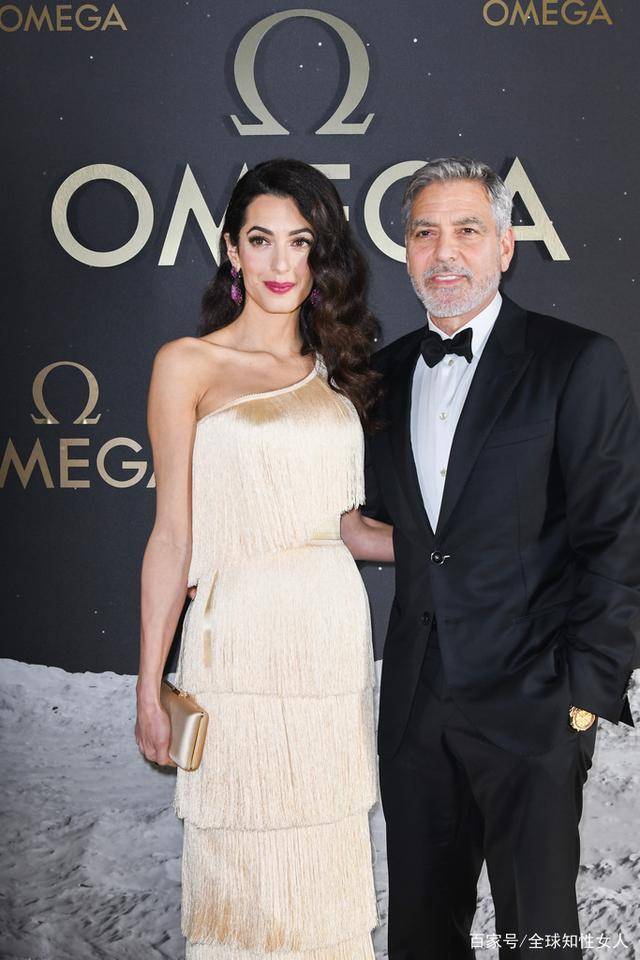 原创乔治克鲁尼小17岁娇妻被誉为英国最美律师两人同框像父女