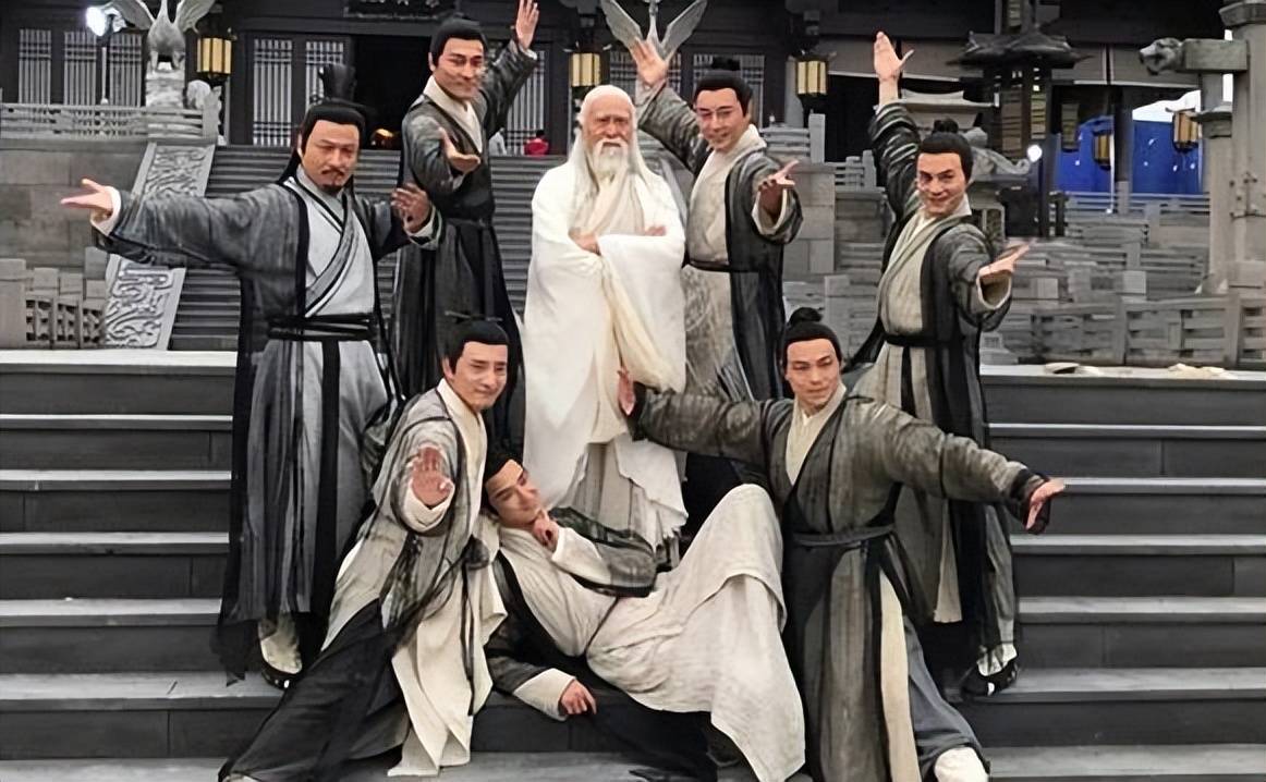 谁是武当七侠第一你说俞莲舟就错了外界公认此人在俞莲舟之上