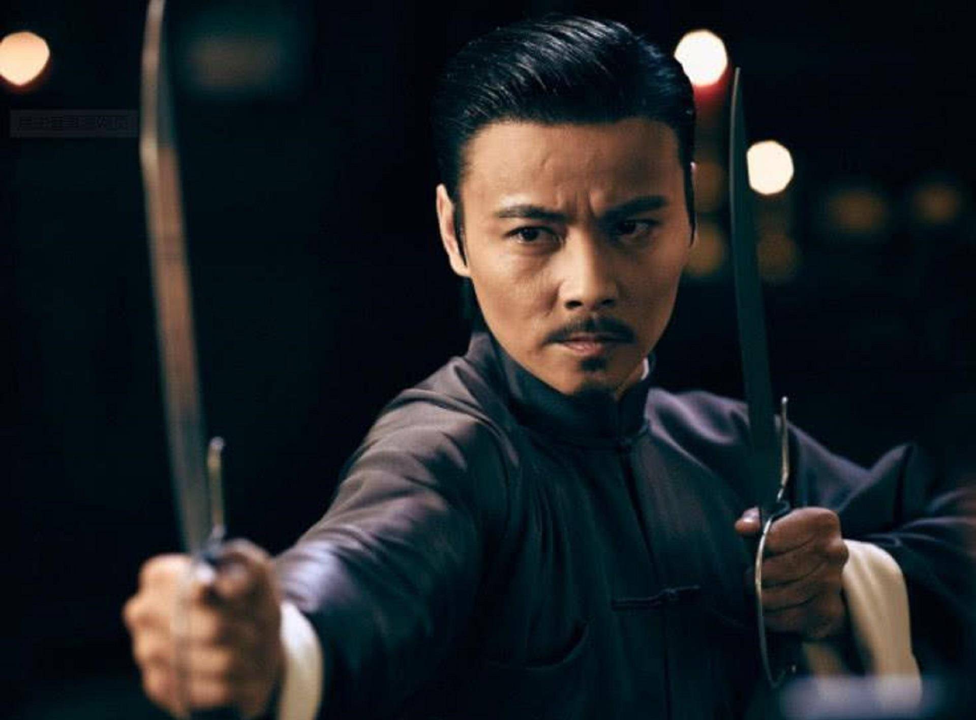 张晋:与甄子丹对打,从跑龙套到功夫巨星,16年蛰伏终成一代宗师_蔡少芬