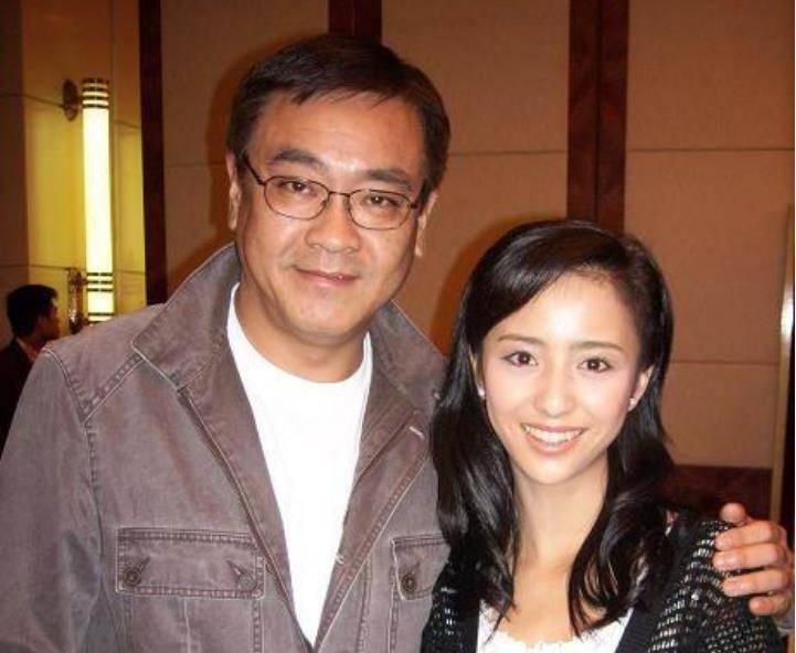 尔冬升与发妻相约丁克20年,却和情妇生女,今上亿家产全给她_女儿_妻子