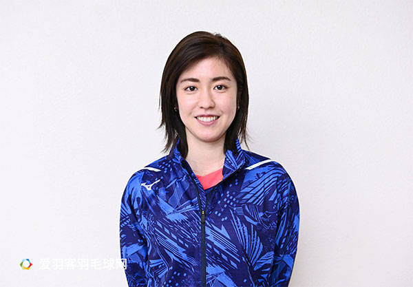 173cm长腿女神栗原文音美照来袭,32岁仍单身喜欢奔驰大g_混双_日本