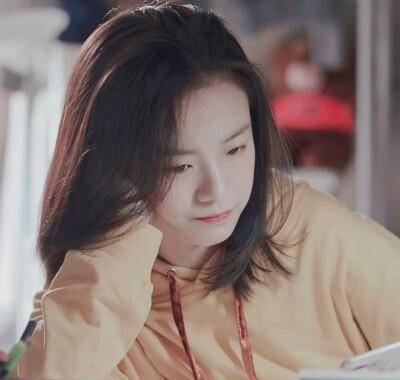 走红的她,戏约令人羡慕,首部女主剧却口碑不佳_李庚希_观众_电视剧