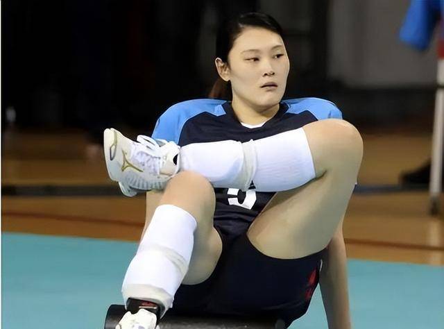 1米9排球女神,34岁还未婚,父母担心,退役后会留下遗憾_王一梅_身高