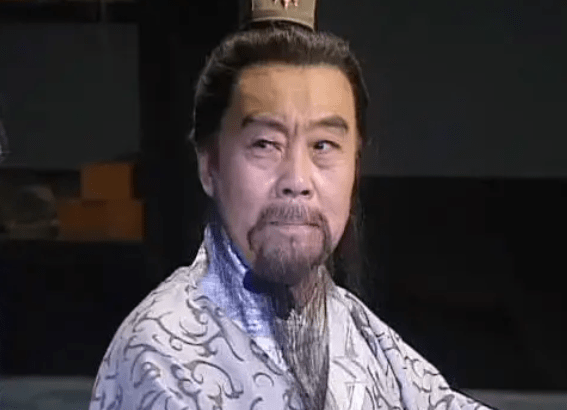 鉴定器,引出数个感人的故事,不过此举后世多有非议_张俭_孔融_侯览