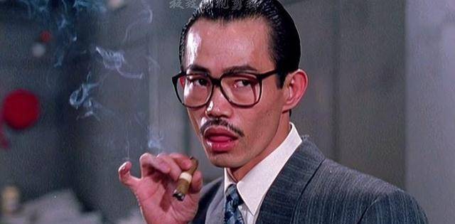 原创人教版事件丑图事件和我们影视剧丑化戴眼镜的如出一辙