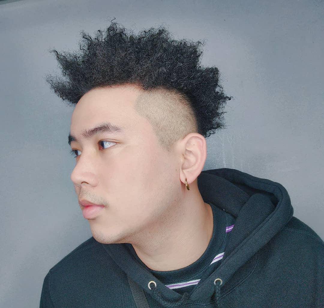 男人铁丝烫发型霸道帅气造型新颖潮流剪完果然提升颜值