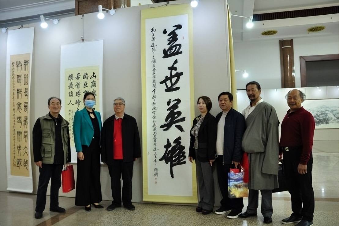 "◎1949年新中国刚成立时,中央卫生部首先下拨经费为马文昭建立了细胞