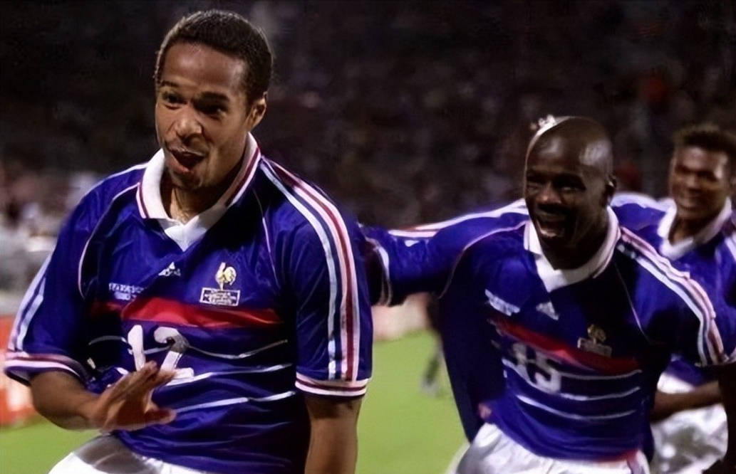 98世界杯法国vs南非高卢雄鸡亮相亨利斩获世界杯首球