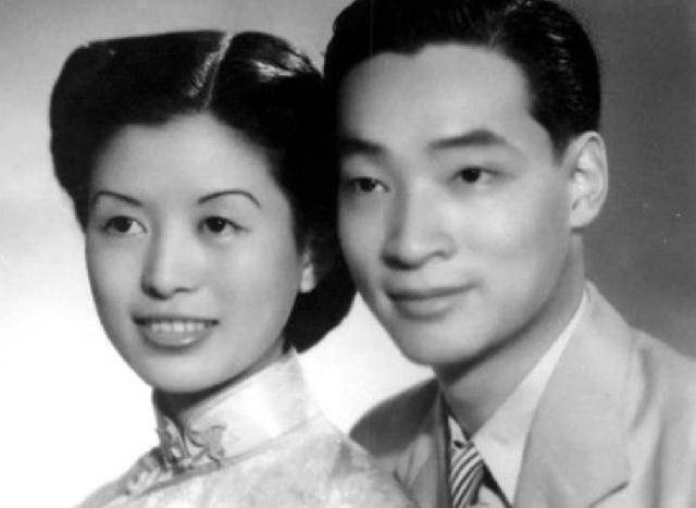 他80岁不顾世俗决定续弦,携手相伴12年,临终嘱咐:要与原配合葬_冯亦代_黄宗英_郑安