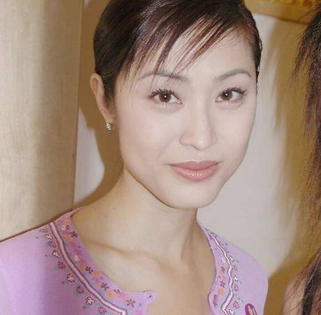 港姐陈法蓉旧照曝光有没有整容一目了然