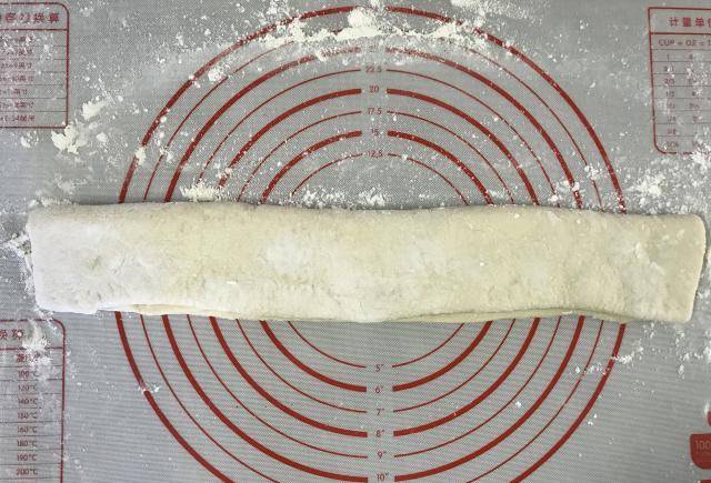 它叫“羌饼”,是上海最传统的面点之一,也是我最喜欢的早点之一_面团_芝麻_口感