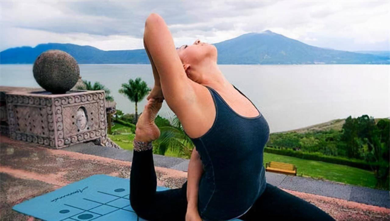 原创陈敏之不愧是索腿天后43吋长腿并非浪得虚名又细又长真美