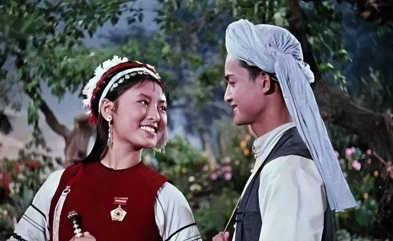 我国十部经典爱情影片,让我们读懂情之一物到底是什么_电影_阿诗玛