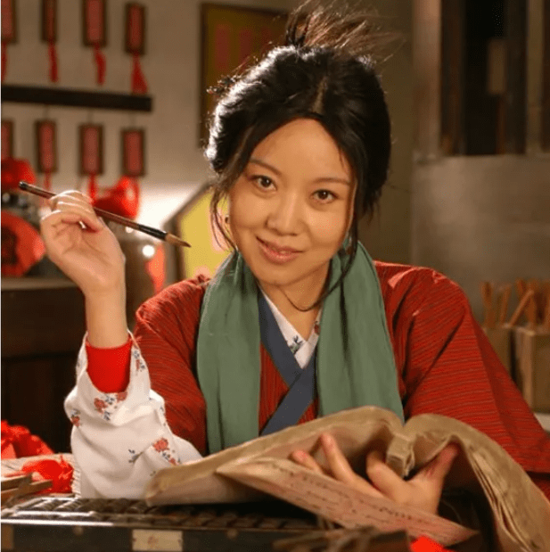 论保养只服这6位女星,与亲生女儿同框似姐妹