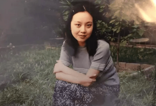 论保养只服这6位女星,与亲生女儿同框似姐妹
