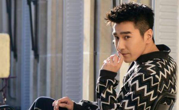 赵又廷的父亲赵树海也是一名艺术家.