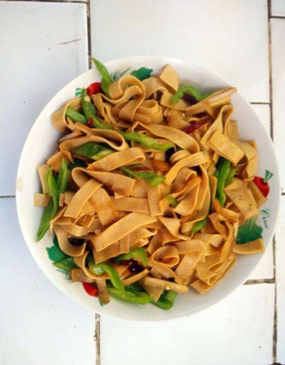 原创家常炒千张豆腐皮