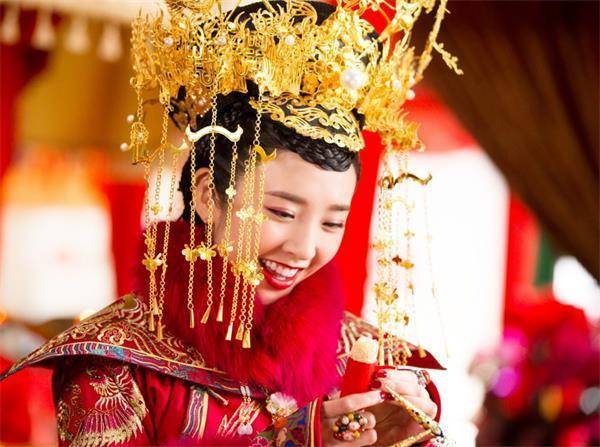 悲剧性_梓芬_美女