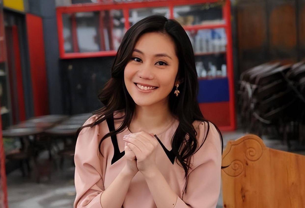 原创演员王宇婕与林俊杰是挚友出道16年却不红41岁婚姻成谜