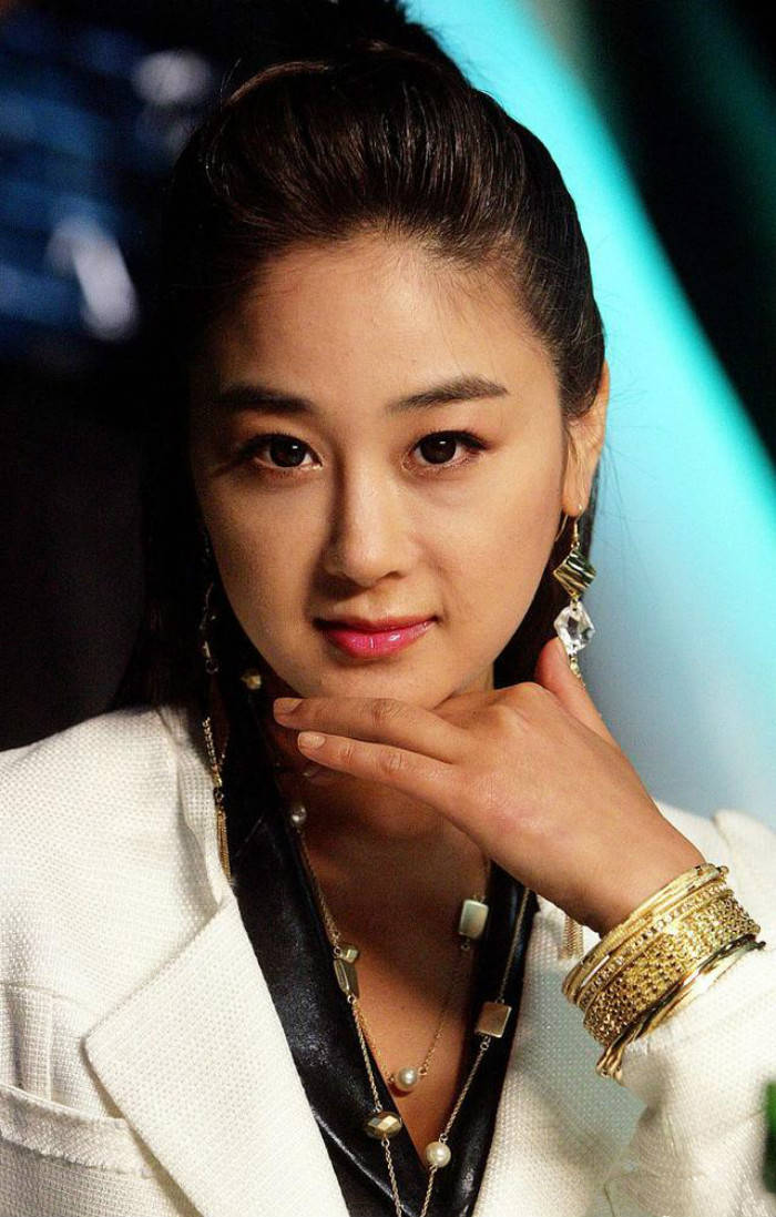 咸素媛承认公婆家豪宅是租住的民宿,火上国外热搜,陈华黑料被扒