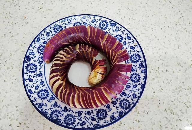 原创盘龙茄子不炒不炖好吃入味造型美观