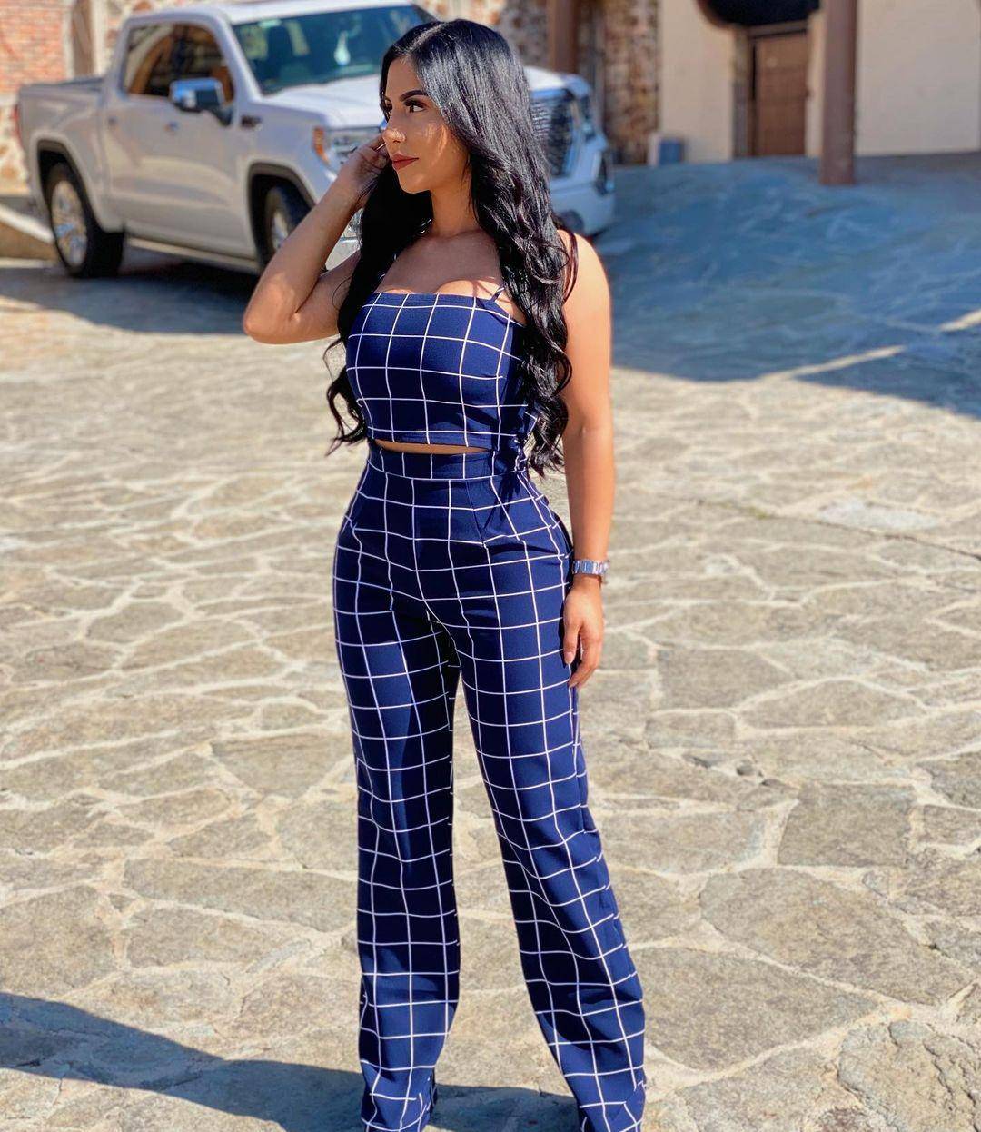 杰米·瓦伦西亚(jamie valencia)深知模特的工作属于一份吃青春饭的