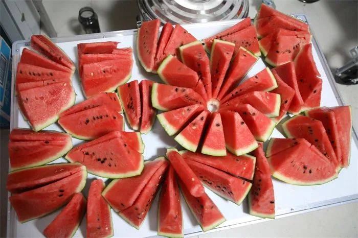 衡水二中2022快乐高考6开心共享瓜果宴