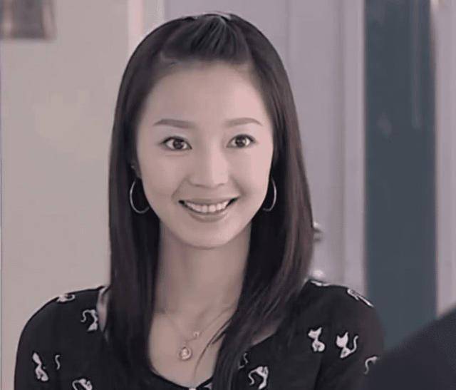 曾因《魔幻手机》爆红,却因语言粗俗,满嘴脏话,沦为18线明星_刘希