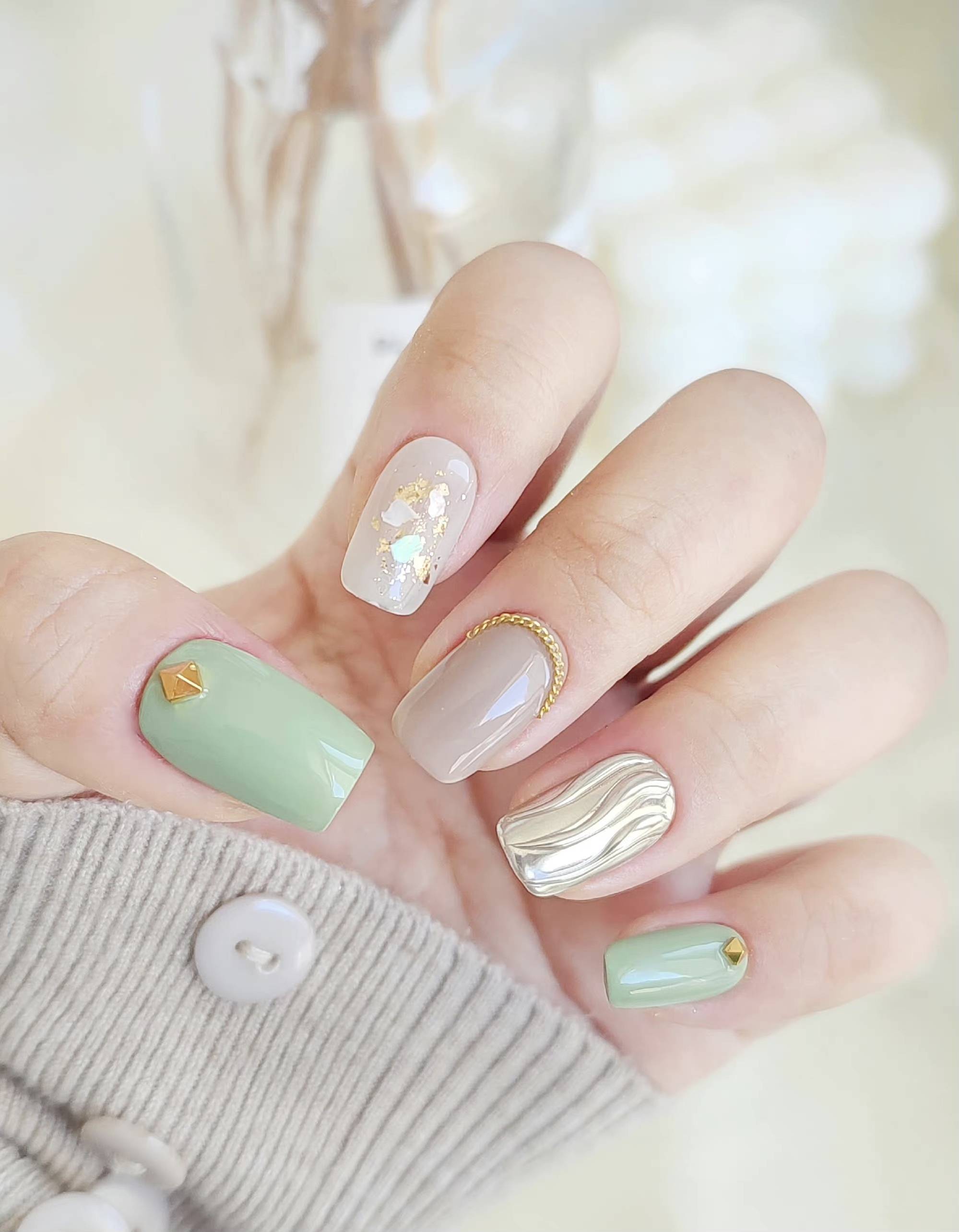 ins风美甲|魔镜粉绿色一整个高级感拉满_无名指_夏季超_手指