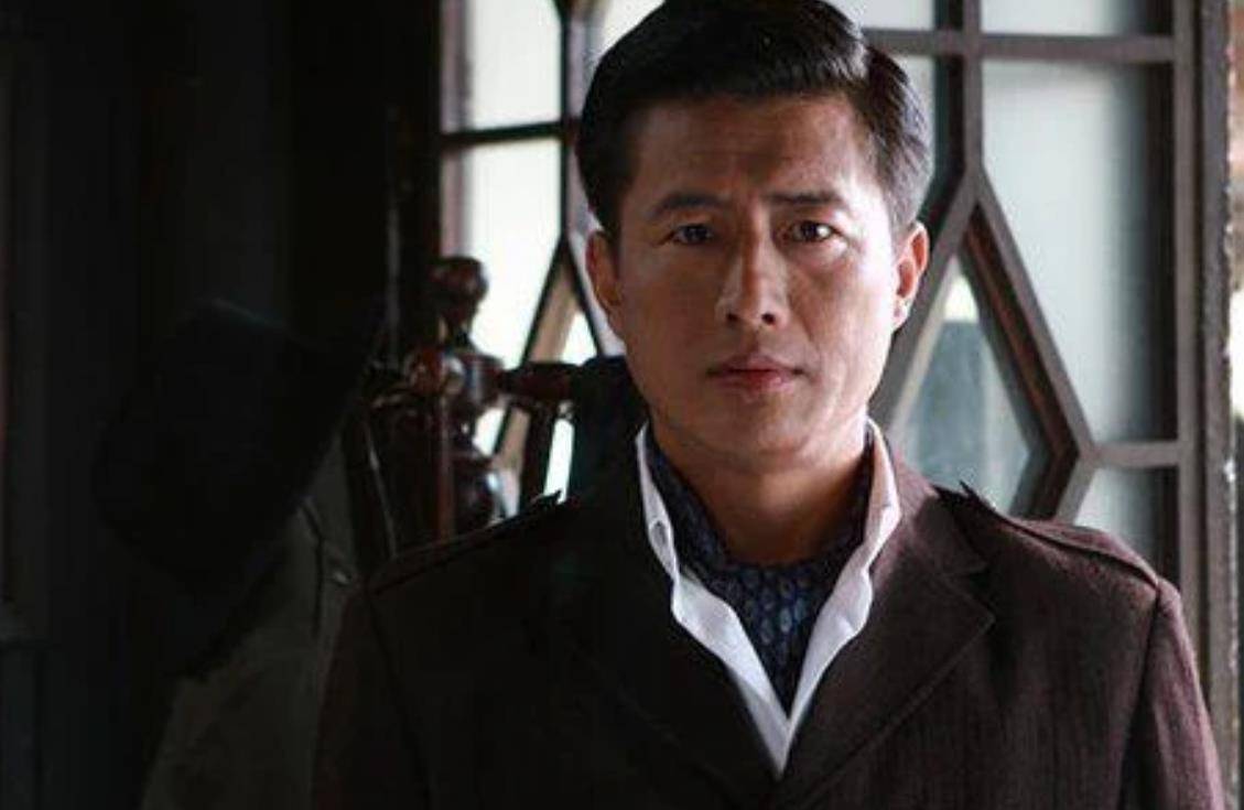 江珊小15岁现任老公首曝光,比前任靳东演技好,江珊女儿也认可_高曙光