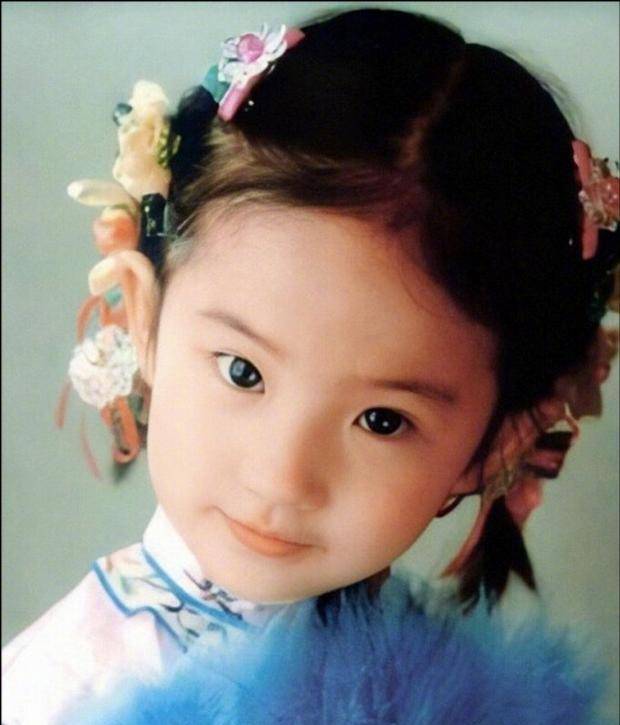 刘亦菲小时候照片图片图片
