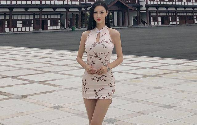 江西"第一位美腿车模",穿旗袍展现"中国风",运动让她有魅力_吴春怡