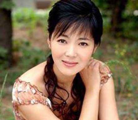 影帝陈建斌的潇洒往事,和他辜负过的3位女神_吴越_呼小静_大学