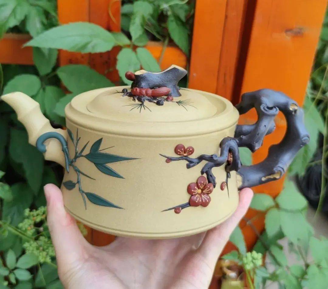 乔掌柜紫砂宜兴:43年资深实力派【薛建珍】,浑然天成之花器,至善至美