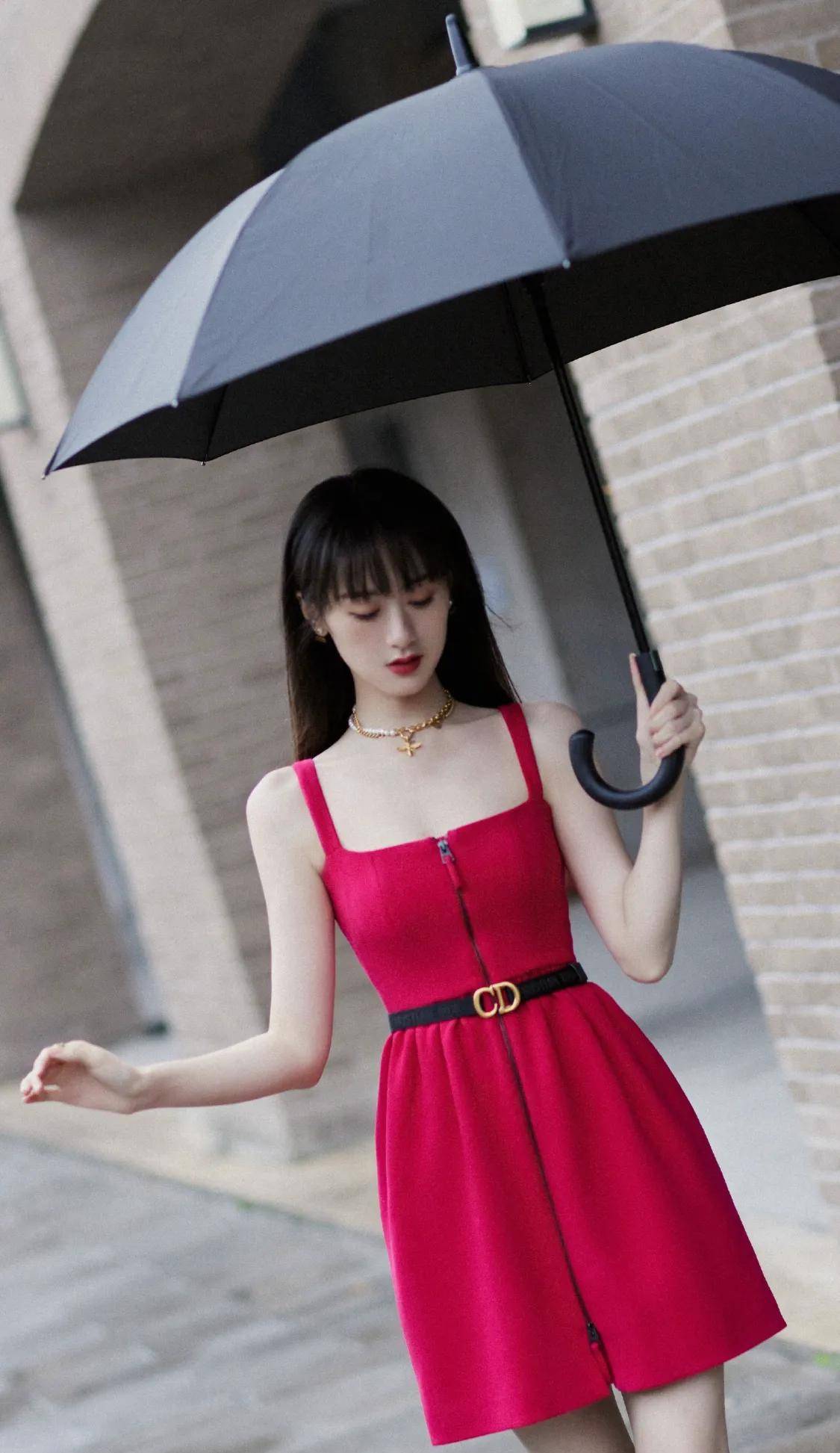 原创袁冰妍许久未见依旧美丽今夜注定无眠了