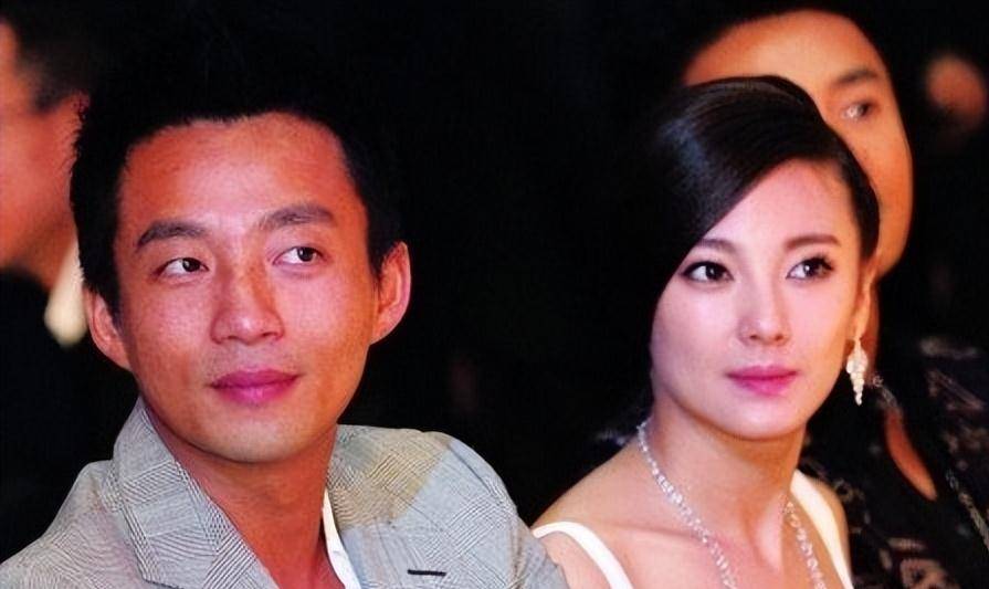 结婚时狂秀恩爱,离婚后撕得全民皆知,这6对明星夫妻闹得真难看_黄奕和