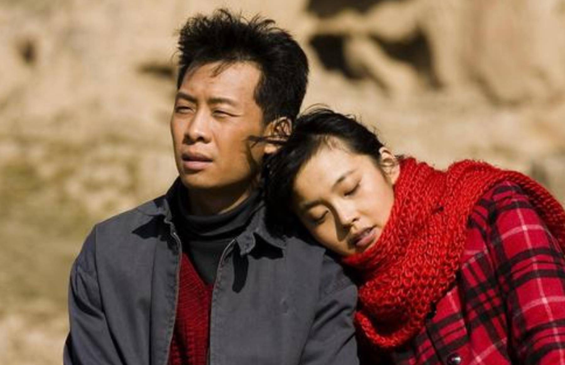 原创41岁影帝张译妻子曝光竟然是我们熟悉的她难怪一直不公开