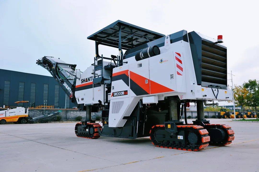 山推sm200mc6铣刨机铣尽铅华利刃再度出发