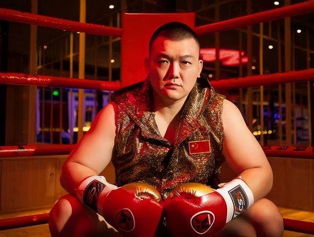 原创张君龙怒了重量级拳王呼吁严惩唐山打女人者与成龙惺惺相惜