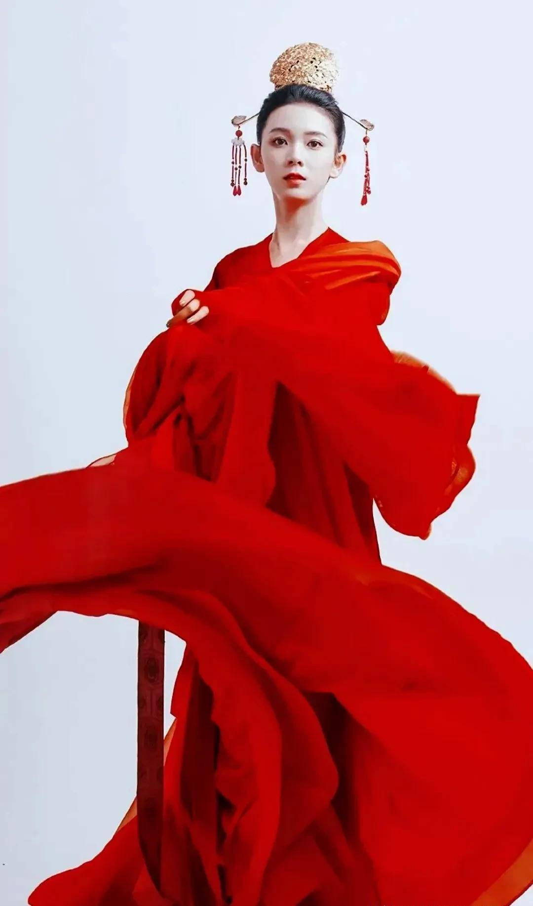 原创盘点影视剧中绝美的古装嫁衣凤冠霞帔春风面十里红妆不负卿