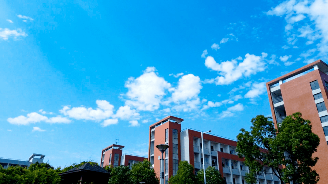 浦江县职业技术学校校园延时风景